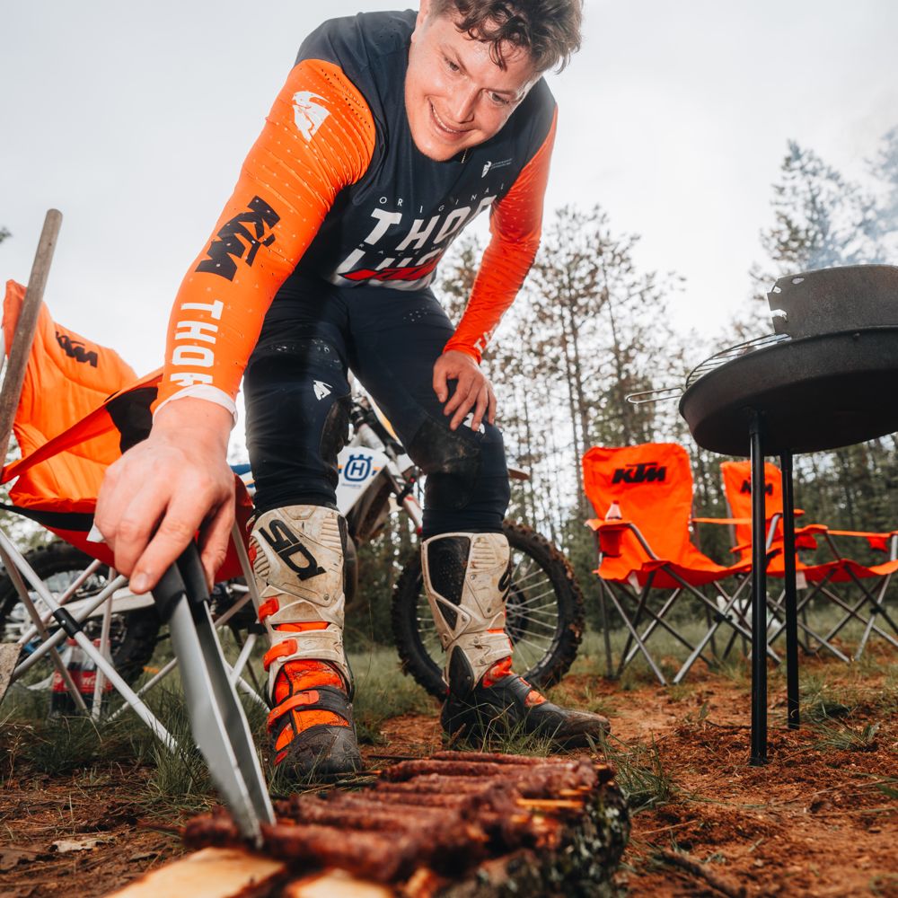 Gallery: group ride through the hills around Isoma